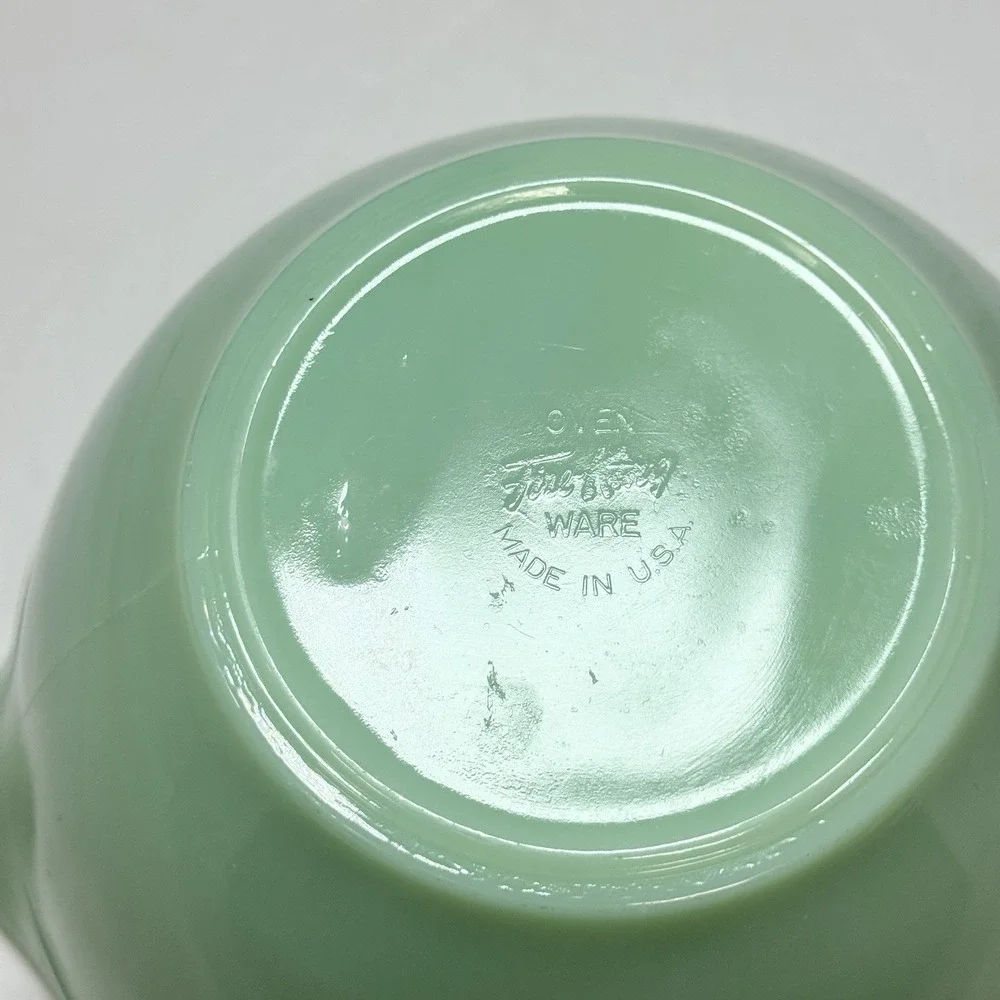 Vintage Anchor Hocking Fire King Jadeite 7.5